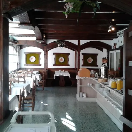 Marbella Konukevi *