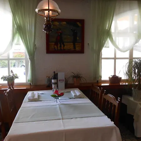 Marbella Konukevi *